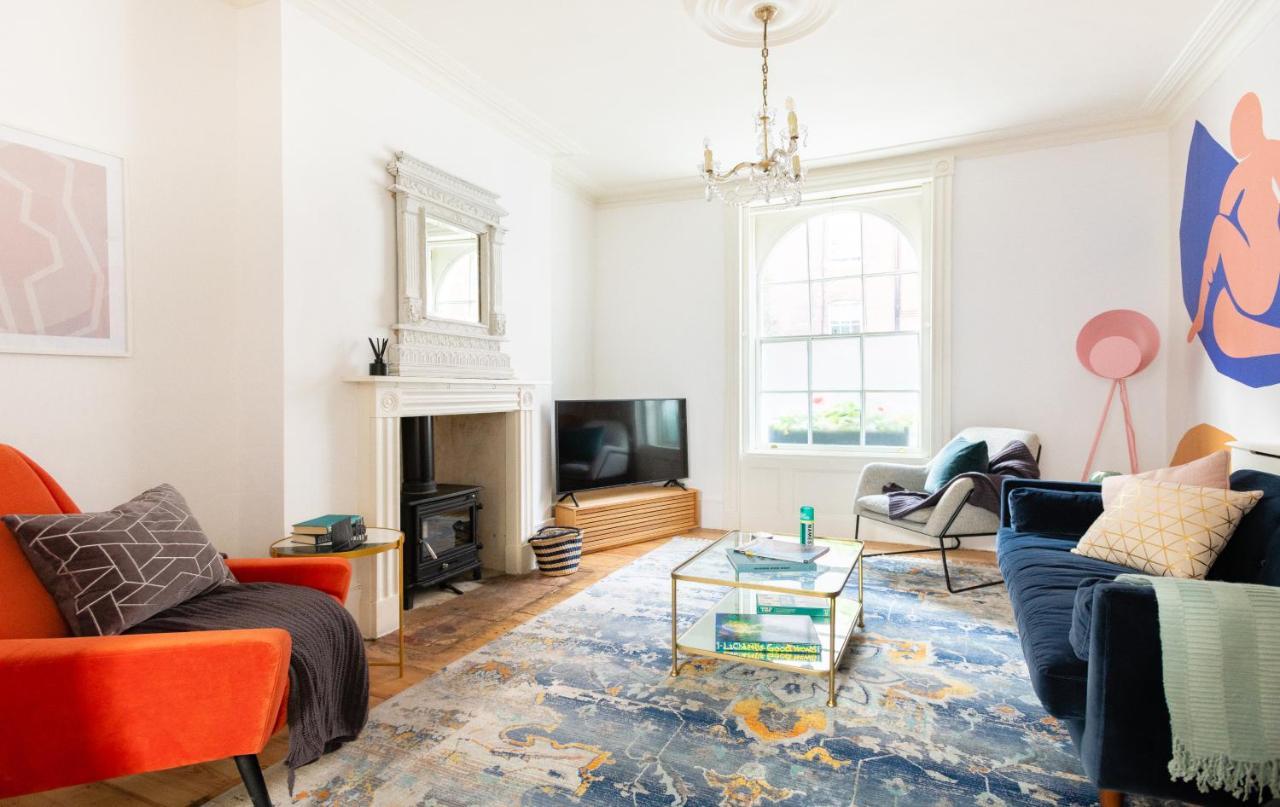The Euston Square Escape - Modern And Central 4Bdr Home 런던 외부 사진
